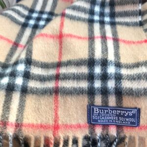 Burberry scarf